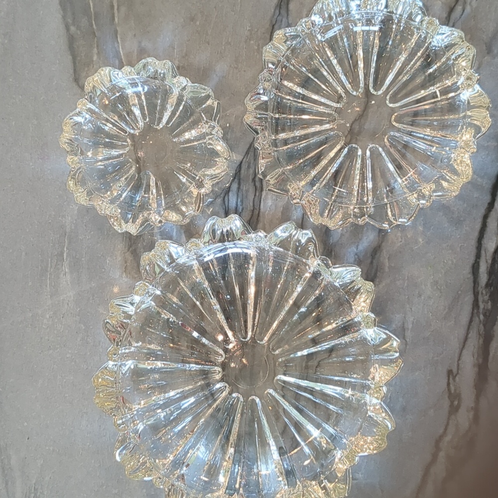 Vintage Nesting Ashtrays